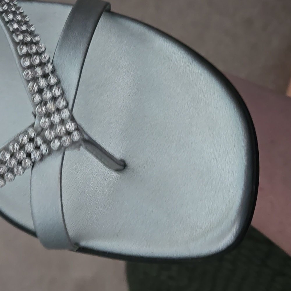 Italian Shoemakers Sandals - Picture 7 of 9